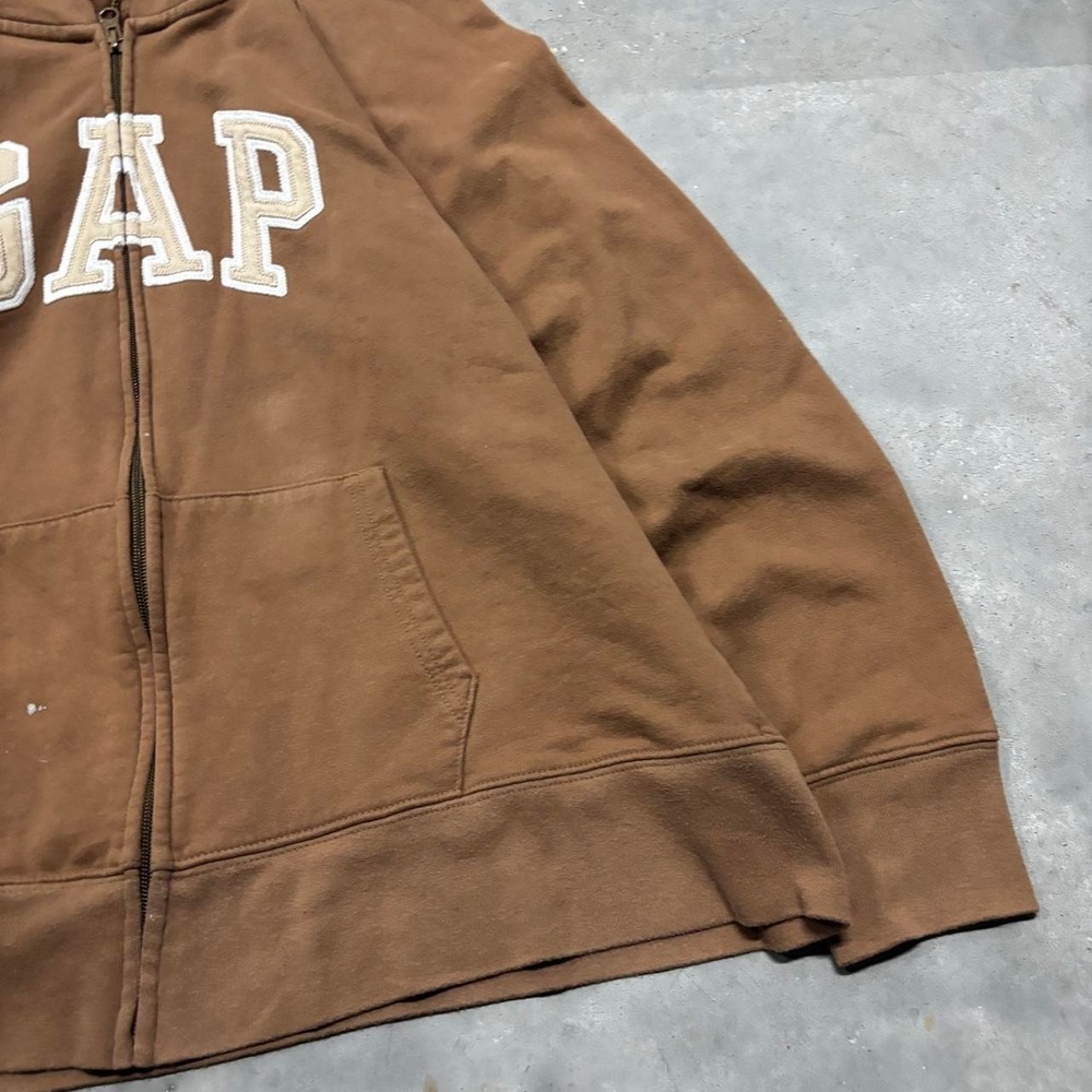 Vintage Y2K/2000s Light Brown Gap Spellout Zip Up Hoodie! - Picture 4 of 8